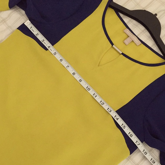 Color Block Tunic - Picture 6 of 7